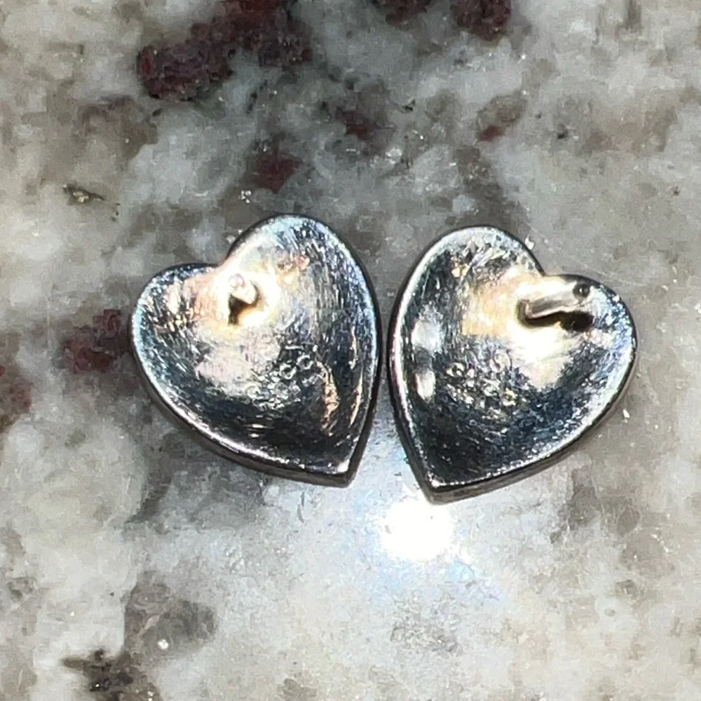 Gucci .925 Interlocking G Red Enamel Heart Stud Earrings 100% Authentic - Picture 7 of 7